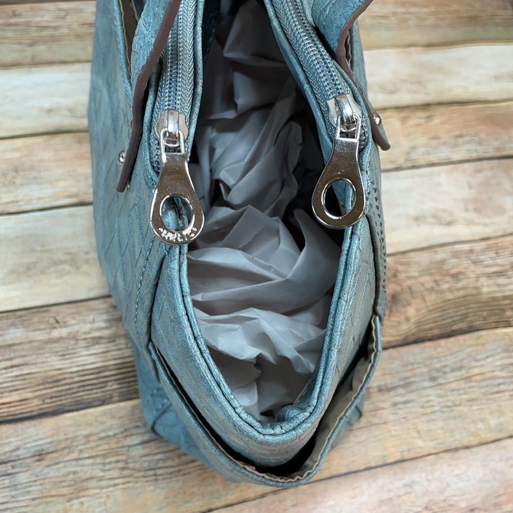Relic Purse Shoulder Bag Gray - Picture 14 of 16